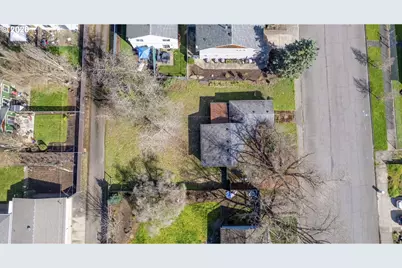 442 NW 4th Ave, Canby, OR 97013 - Photo 28