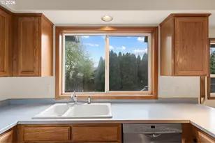 12328 SW Anton Dr, Portland, OR 97223 - Photo 18