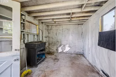 9810 NE 2nd St, Vancouver, WA 98664 - Photo 34