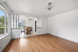 9810 NE 2nd St, Vancouver, WA 98664 - Photo 4