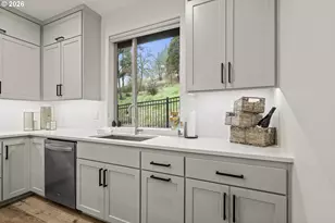 143 Shelton Mcmurphey Blvd, Eugene, OR 97401 - Photo 10