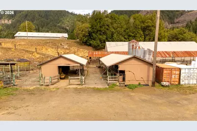 17779 Sitkum Ln, Myrtle Point, OR 97458 - Photo 30