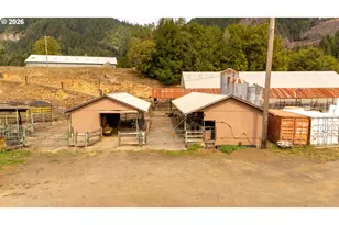17779 Sitkum Ln, Myrtle Point, OR 97458 - Photo 30