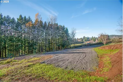 110 Lenora Ln, Kelso, WA 98626 - Photo 2