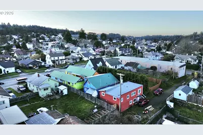 1032 S 4th St, Coos Bay, OR 97420 - Photo 30