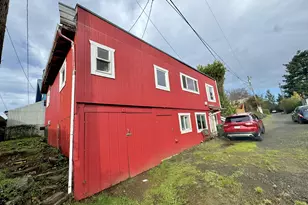 1032 S 4th St, Coos Bay, OR 97420 - Photo 24