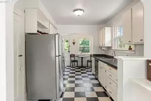 3219 SE Francis St, Portland, OR 97202 - Photo 14