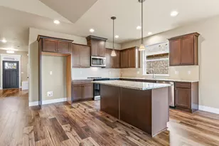 1570 NE Wiley Ln, Estacada, OR 97023 - Photo 24