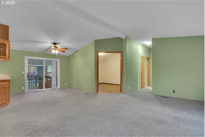 51459 SE Westlake Dr #102, Scappoose, OR 97056 - Photo 14