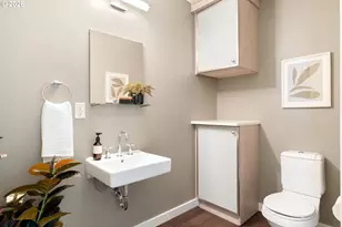 836 S Curry St, Portland, OR 97239 - Photo 26