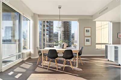 836 S Curry St #1304, Portland, OR 97239 - Photo 8