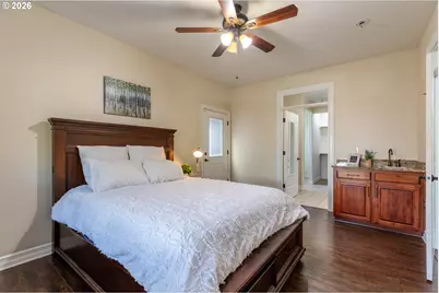 1804 Settlers Spring Dr, Salem, OR 97304 - Photo 16