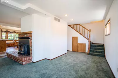 146 NE Currin St, Estacada, OR 97023 - Photo 22
