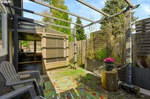 610 SE Elm St, Dundee, OR 97115 - Photo 36