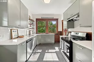6372 NE Cleveland Ave, Portland, OR 97211 - Photo 14