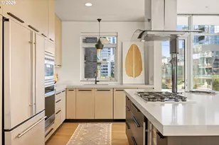 949 NW Overton St, Portland, OR 97209 - Photo 12