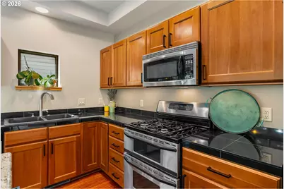 701 Creek View Ln, The Dalles, OR 97058 - Photo 8