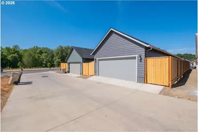 4747 SE Harrier St, Albany, OR 97322 - Photo 44