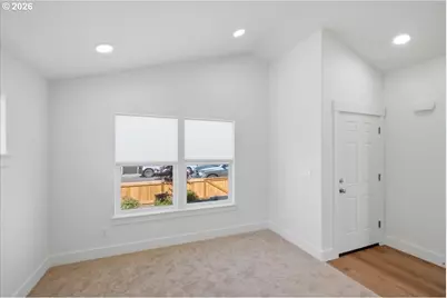 4747 SE Harrier St, Albany, OR 97322 - Photo 8