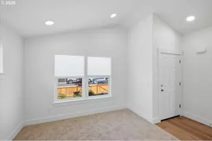 4747 SE Harrier St, Albany, OR 97322 - Photo 8