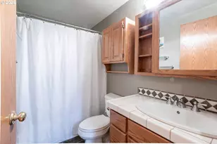 2610 Park Forest Dr, Eugene, OR 97405 - Photo 10