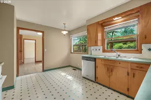 12975 SW Davies Rd, Beaverton, OR 97008 - Photo 24
