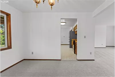 270 NE 20th Pl, Hillsboro, OR 97124 - Photo 14