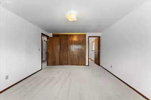 270 NE 20th Pl, Hillsboro, OR 97124 - Photo 32