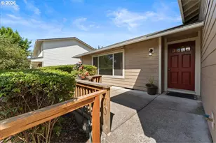 270 NE 20th Pl, Hillsboro, OR 97124 - Photo 42