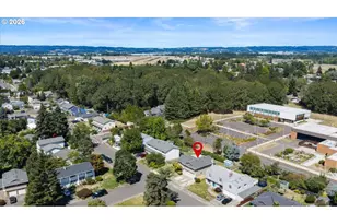 270 NE 20th Pl, Hillsboro, OR 97124 - Photo 46