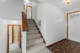 270 NE 20th Pl, Hillsboro, OR 97124 - Photo 8
