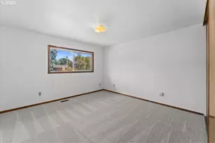 270 NE 20th Pl, Hillsboro, OR 97124 - Photo 20