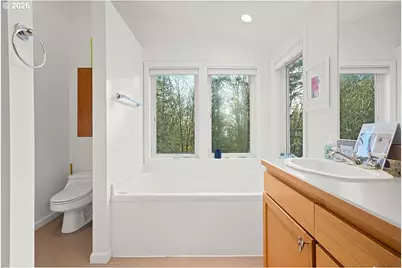 9245 NW Skyline Blvd, Portland, OR 97231 - Photo 36
