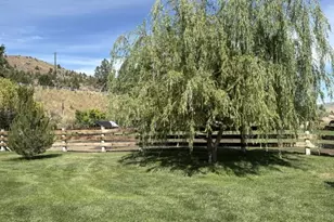29584 Franks Creek Rd, Dayville, OR 97825 - Photo 24