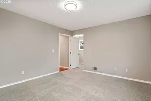 2470 Crestmont Circle, Salem, OR 97302 - Photo 40