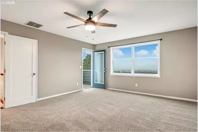 2470 Crestmont Cir, Salem, OR 97302 - Photo 28