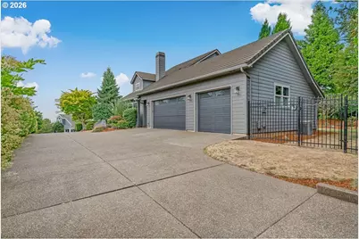 2470 Crestmont Cir, Salem, OR 97302 - Photo 48