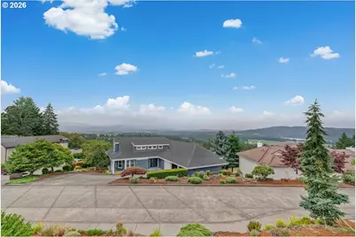 2470 Crestmont Cir, Salem, OR 97302 - Photo 30