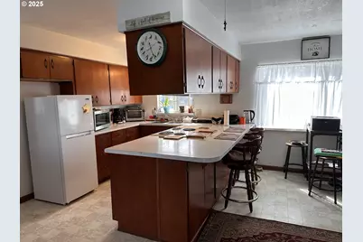 309 E Van Buren St, Athena, OR 97813 - Photo 14