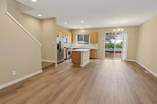 4581 SE Satinwood St, Hillsboro, OR 97123 - Photo 10