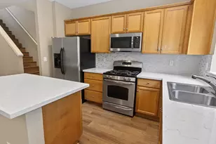4581 SE Satinwood St, Hillsboro, OR 97123 - Photo 16
