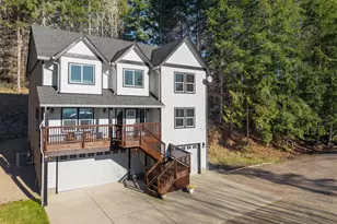 335 Hillsdale Dr, Woodland, WA 98674 - Photo 2