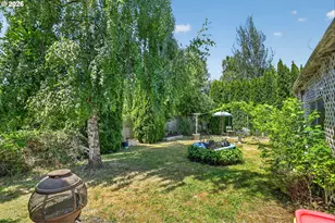 1837 Woodland Ave, Woodburn, OR 97071 - Photo 20