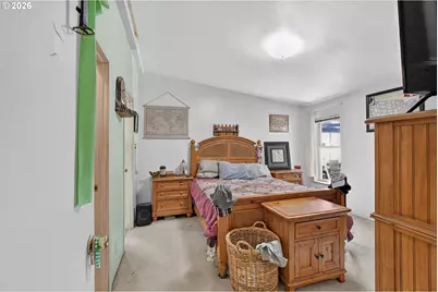1837 Woodland Ave, Woodburn, OR 97071 - Photo 12