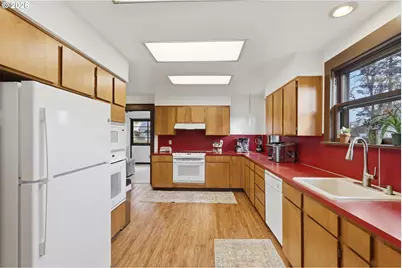 7503 SE Martins St, Portland, OR 97206 - Photo 12