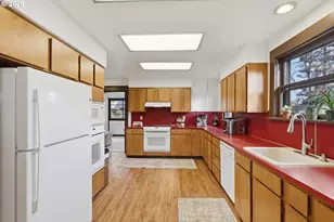 7503 SE Martins St, Portland, OR 97206 - Photo 12