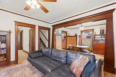 7503 SE Martins St, Portland, OR 97206 - Photo 8