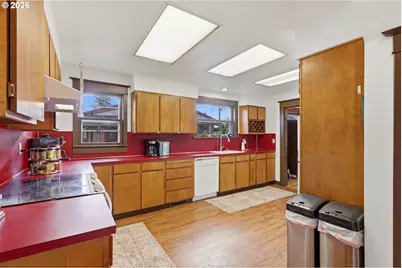 7503 SE Martins St, Portland, OR 97206 - Photo 14