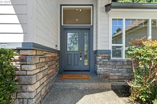 10523 SE Charlotte Dr, Happy Valley, OR 97086 - Photo 2