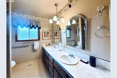 8601 NE 57th St, Vancouver, WA 98662 - Photo 18